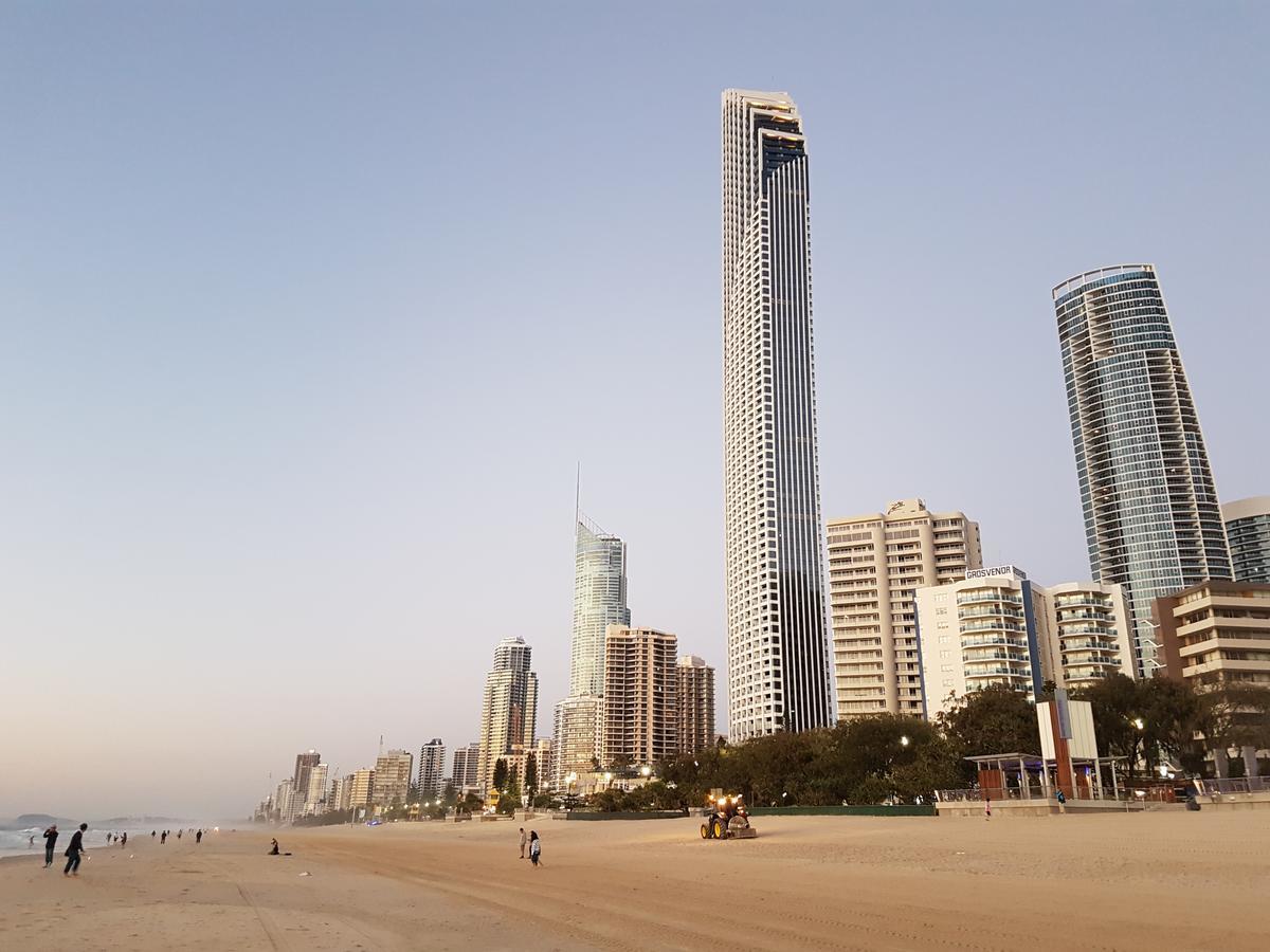 Monte Carlo Apartment Surfers Paradise Exterior photo